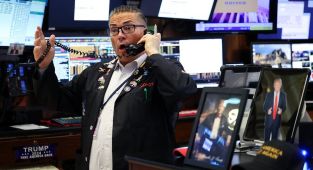 Wall Street is making a panic move not seen since the pandemic's onset