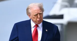 White House's cringeworthy email sent to up to 240k people in 'error'