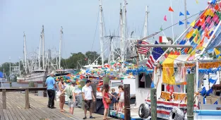 Why residents of tiny Gulf Coast town are delighted by Trump's tariffs