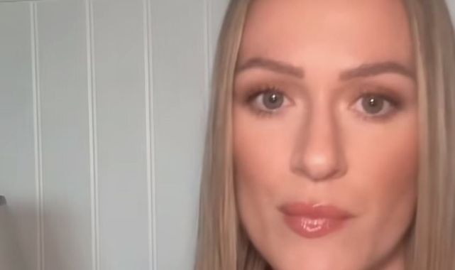 Woman issues warning after she dismissed symptoms that were cancer