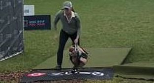 Women's disc golfer makes brave call after confronted by trans rival