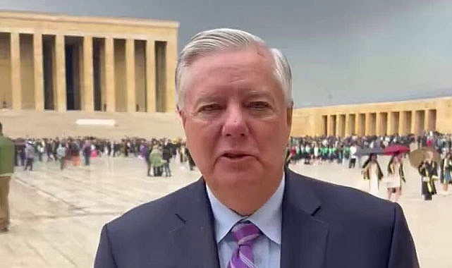 ABD'li Senatör Lindsey Graham'dan Anıtkabir ziyareti: Türkiye, barışta kilit rol oynayabilir
