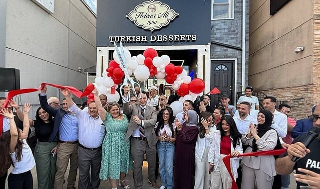 Andre Sayegh'in vazgeçemediği Türk lezzeti: Helvacı Ali Paterson'da göz kamaştırıyor!