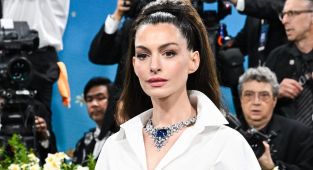 Anne Hathaway fans react to her smooth new face at 2025 Met Gala