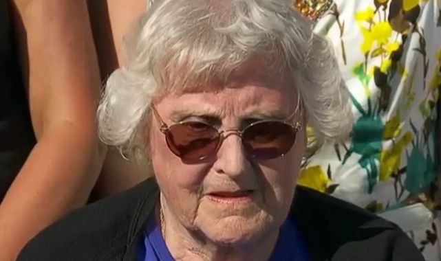 Antiques Roadshow guest dumbstruck at learning value of collection
