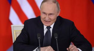 'Dead man walking' Putin rarely steps foot outside Kremlin - experts