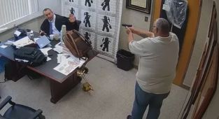 Bad news for Kentucky sheriff who shot judge dead in his chambers