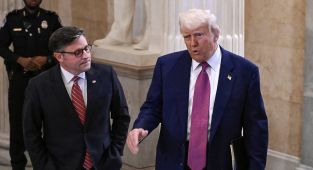 Baying liberals falsely accuse Trump of 'senior moment'