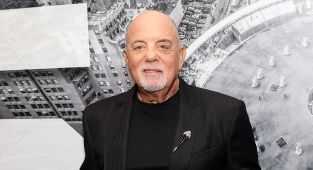 Billy Joel 'has been forgetting lyrics for at least a decade'