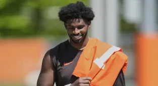 Browns' Shedeur Sanders speaks out on Donald Trump, Tom Brady support
