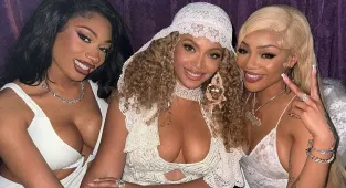 Chart-topping star finally 'confirms' she got a nose job
