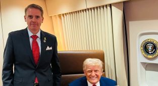 CNN's Scott Jennings reveals the first words Trump ever said to him