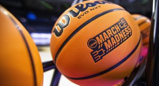College basketball coach arrested in alleged drunk driving incident