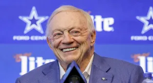 Cowboys 'agree to blockbuster trade for superstar wide receiver'