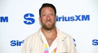 Dave Portnoy blames colleges and far-left politicians for DC shooting