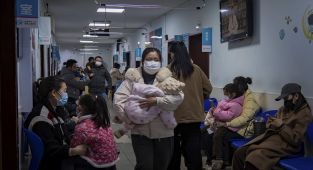 Doctors issue warning over dangerous new Covid strain in China