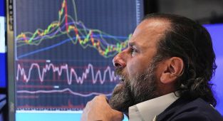 Dow index sinks 800 points amid concerns over Trump tax bill