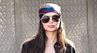 Emily Ratajkowski displays her washboard abs in Gucci campaign