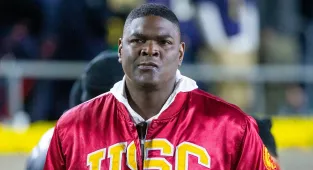 Ex-NFL star 'sues agent for $1million'