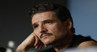 ‘Fight back’: Pedro Pascal urges Cannes to resist US political pressure