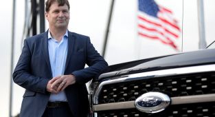 Ford extends sales program by a month… but then prices will skyrocket
