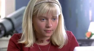 Former Lizzie McGuire actress looks unrecognizable