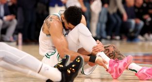 Fox Sports hosts blasted for commentary after Jayson Tatum injury