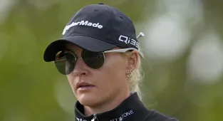 Golf star shades rival in tense scenes at US Open