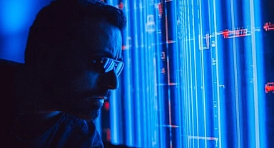 Google, TED2025'te yeni nesil yapay zeka gözlüklerini tanıttı