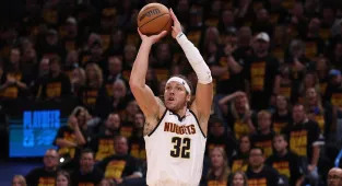 Gordon, Jokic lead Nuggets past Thunder in Game 1 of NBA playoffs