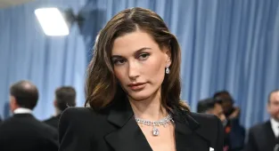 Hailey Bieber sent 'strong statement' with daring Met Gala look