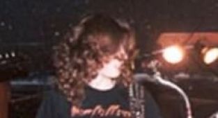Heavy metal guitarist dies during shootout with police