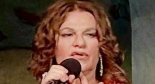 Iconic comedian fakes cardiac arrest after revealing heart surgery