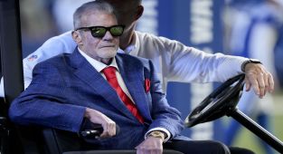 Indianapolis Colts owner Jim Irsay dead at 65