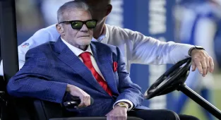 Indianapolis Colts owner Jim Irsay dead at 65