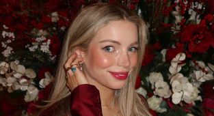 Influencer forced to pay $26,000 to fix her 'free nose job'