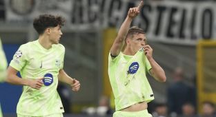 Inter Milan vs Barcelona - Champions League: Live score and updates
