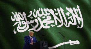 Israel ‘normalisation’ takes backseat as Trump announces Saudi deals
