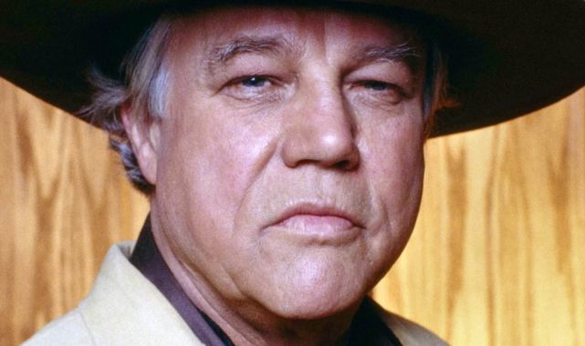 James Bond actor is dead at 89