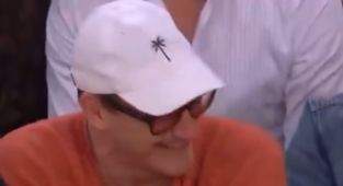 Jon Hamm infuriates Indiana Pacers star as actor helps Knicks