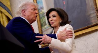 Judge Jeanine vows 'no mercy for criminals' as Trump swears her in