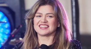 Kelly Clarkson may be replaced by a morning show favorite
