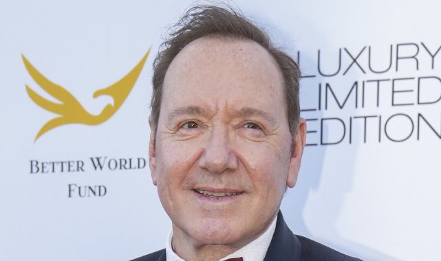 Kevin Spacey sparks plastic surgery rumors during Cannes