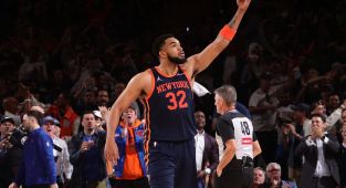 Knicks on the brink of first Eastern Conference finals in 25 years