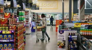 Kroger shuts down service after failing to compete with Walmart