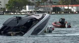 Lamborghini boat SINKS off Miami as dozens of glam women are rescued