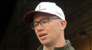 Meet Kentucky Oaks trainer who sealed success after troubled past