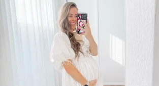 Melbourne mum defends choice to fly to the US to choose baby's sex