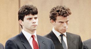 Menendez brothers' shock confessions before judge resentenced them