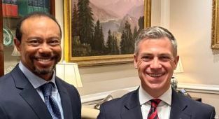 Message Tiger Woods gave Donald Trump in White House visit last week